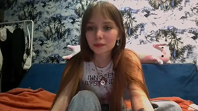 Snapshot of Princess_Mira chatting on May 19, 2026, 5:41 pm Princess Mira online show from May 19, 2026, 5:41 pm