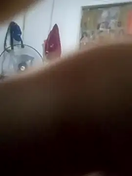 Morenitoramos2 online show from April 22, 2026, 7:59 pm