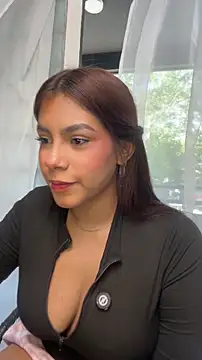 Snapshot of SiennaMoore chatting on July 14, 2026, 8:25 pm SiennaMoore online show from July 14, 2026, 8:25 pm