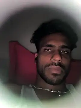 Amrajul332 online show from April 19, 2026, 4:39 pm