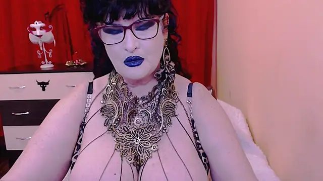 Snapshot of QuuenOfSin chatting on February 24, 2026, 3:59 am QuuenOfSin online show from February 24, 2026, 3:59 am