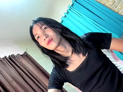 Snapshot of urnaughty_kim chatting on June 25, 2026, 3:39 am urnaughty kim online show from June 25, 2026, 3:39 am