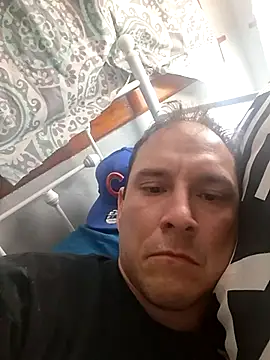 JGWntwrth86 online show from April 20, 2026, 3:53 am