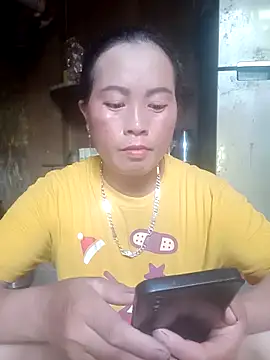 Snapshot of phuongtrinh1 chatting on May 13, 2026, 7:50 am phuongtrinh1 online show from May 13, 2026, 7:50 am