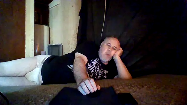 Snapshot of Nightshade1195 chatting on May 25, 2026, 5:08 pm Nightshade1195 online show from May 25, 2026, 5:08 pm