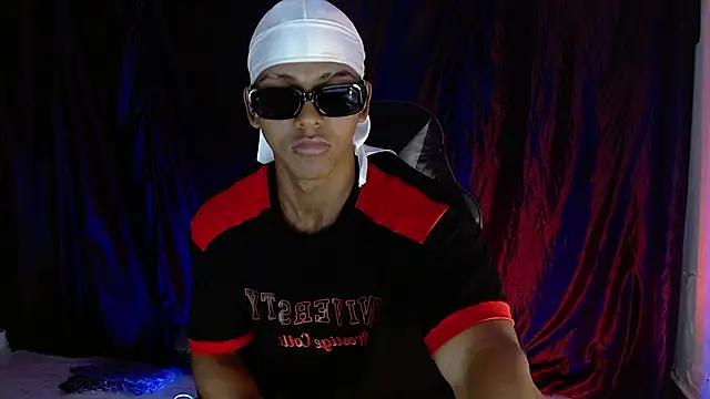 zoriel bigcock online show from June 1, 2026, 6:31 pm