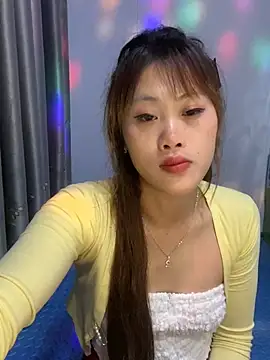 Ly-sexyy online show from April 22, 2026, 5:14 pm