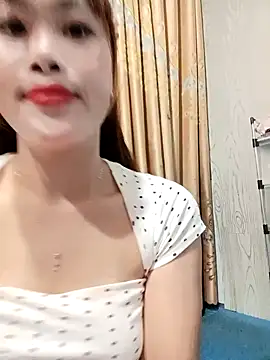 Ly-sexyy online show from June 9, 2026, 11:00 am