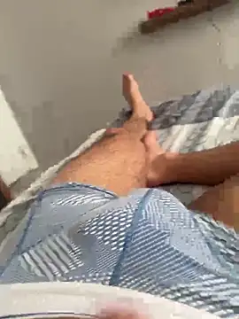 Fakehubx online show from April 22, 2026, 5:10 am