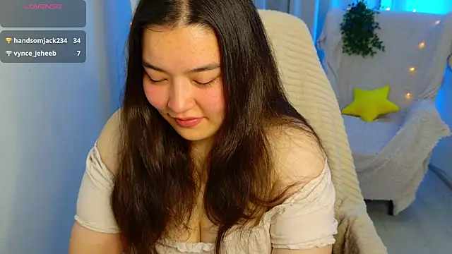 MomoRins online show from July 20, 2026, 10:01 pm