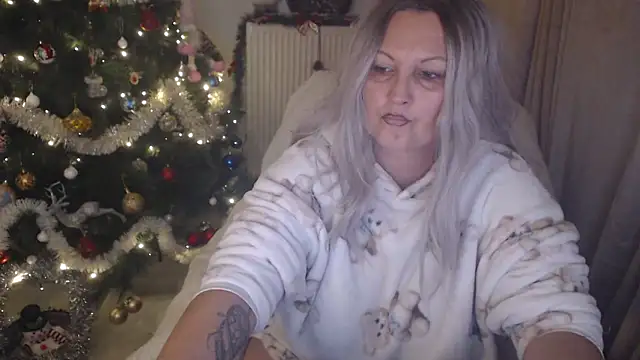 Divineblond online show from December 21, 2025, 10:28 pm