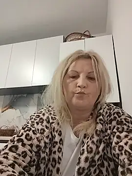 Divineblond online show from March 13, 2026, 12:28 am