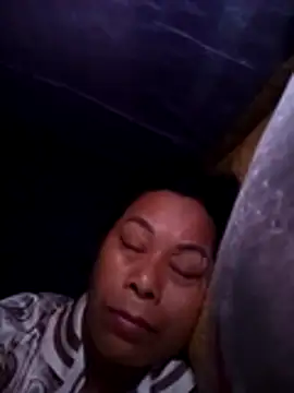 Snapshot of Ari-Na9 chatting on May 27, 2026, 6:16 pm Ari-Na9 online show from May 27, 2026, 6:16 pm