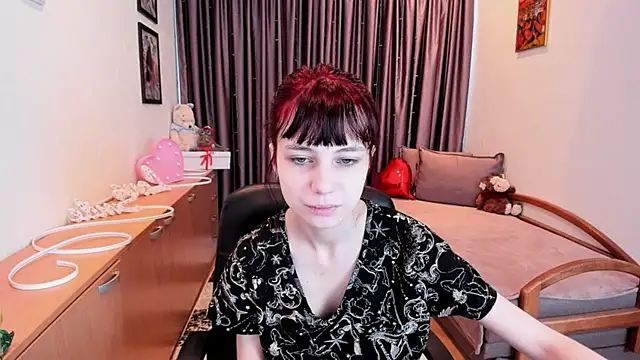 Snapshot of MiniLysii chatting on May 2, 2026, 5:34 am MiniLysii online show from May 2, 2026, 5:34 am