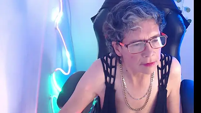 selena ferreira online show from May 11, 2026, 2:45 pm