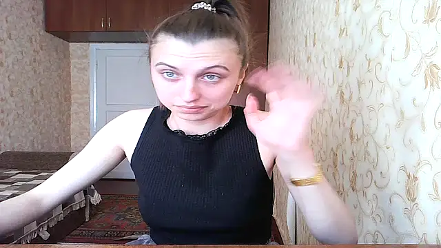 MilaShka29 online show from May 11, 2026, 7:03 am