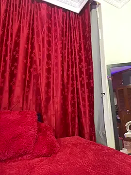 SamiiContreras  online show from May 6, 2026, 2:00 pm