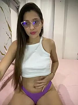 oriana sweet online show from May 11, 2026, 6:27 pm