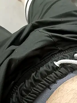 babboysjhons online show from April 22, 2026, 7:59 pm