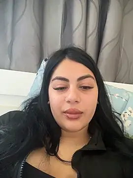 Snapshot of LilyLovell chatting on April 26, 2026, 11:41 am LilyLovell online show from April 26, 2026, 11:41 am