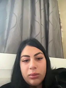 Snapshot of LilyLovell chatting on April 27, 2026, 12:03 pm LilyLovell online show from April 27, 2026, 12:03 pm