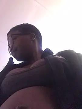 Hotboobs27 online show from May 5, 2026, 8:44 am