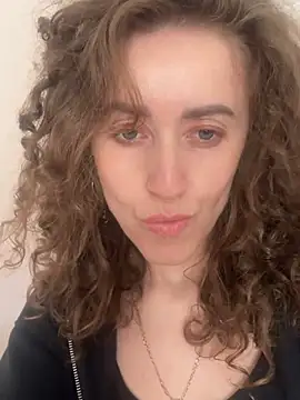 Avokadoo online show from April 26, 2026, 2:37 pm