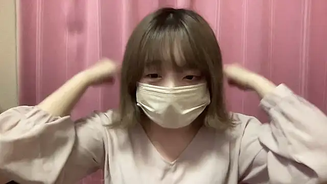 -Nanami-7 online show from May 8, 2026, 10:09 am