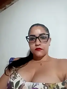 Snapshot of anita0123 chatting on July 2, 2026, 12:10 am anita0123 online show from July 2, 2026, 12:10 am
