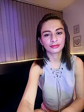 Snapshot of mariana__thompson chatting on May 10, 2026, 2:39 am mariana thompson online show from May 10, 2026, 2:39 am