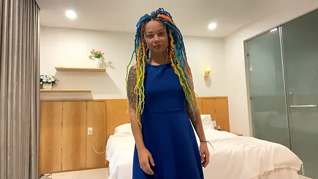 FreeVegas online show from April 24, 2026, 4:48 am