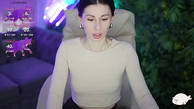 AfinaMonro online show from April 27, 2026, 8:45 am