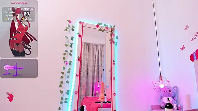 Miamoon7 online show from May 15, 2026, 12:12 pm
