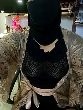 Snapshot of nadia__abaud chatting on October 19, 2025, 11:05 pm nadia  abaud online show from October 19, 2025, 11:05 pm