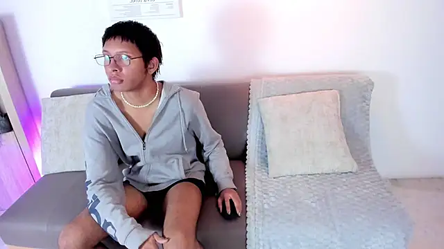 brook sun online show from April 28, 2026, 3:11 am