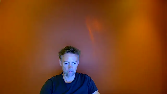 BronzeShowtime67 online show from April 29, 2026, 7:20 pm