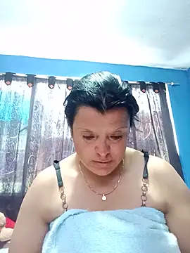 Snapshot of Samantha_Kieran chatting on May 15, 2026, 3:19 pm Samantha Kieran online show from May 15, 2026, 3:19 pm