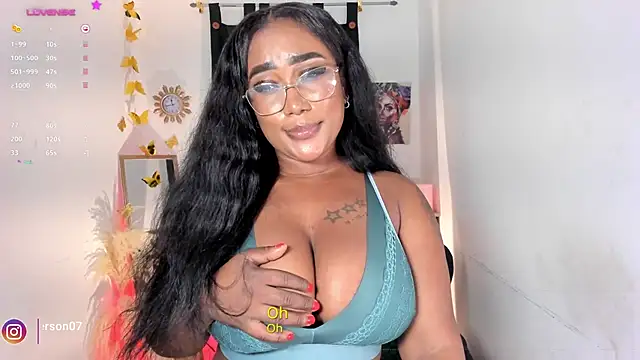 alessia anderson online show from January 25, 2025, 4:45 am