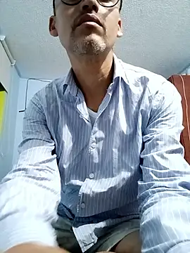 Snapshot of jairo43 chatting on May 6, 2026, 10:09 am jairo43 online show from May 6, 2026, 10:09 am
