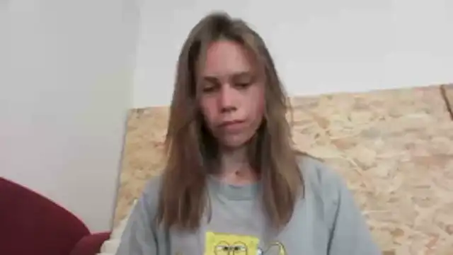 Lisahoppii online show from May 6, 2026, 1:16 pm