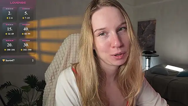 Eve Sin online show from June 17, 2026, 3:31 am
