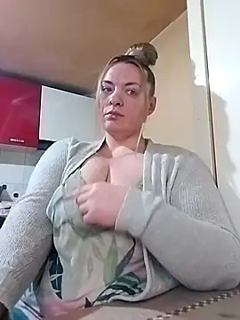 Mommyhotboobies1 online show from May 1, 2026, 9:30 pm