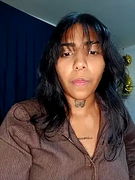 ZairaAzura  online show from May 1, 2026, 4:28 am