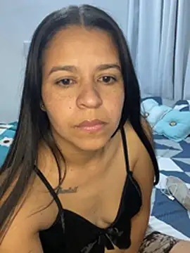 Nora Phone  online show from May 1, 2026, 12:15 am