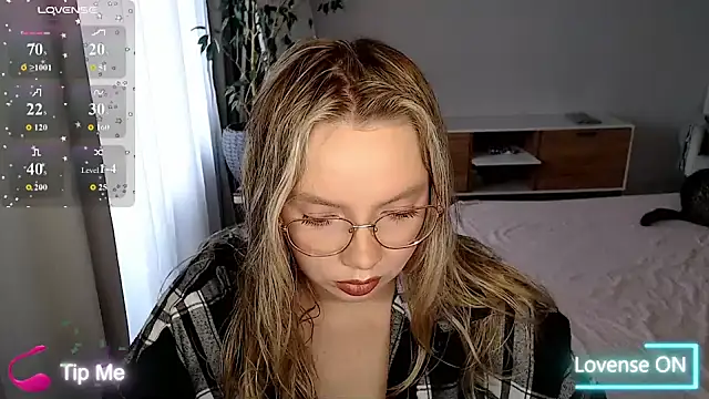 PolinaXXXXXJones online show from June 25, 2026, 1:48 pm