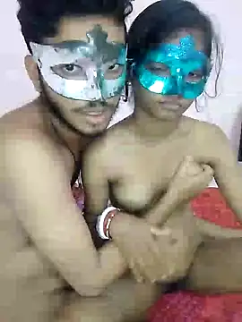 Snapshot of husband_wife_12 chatting on May 25, 2026, 5:52 pm husband wife 12 online show from May 25, 2026, 5:52 pm