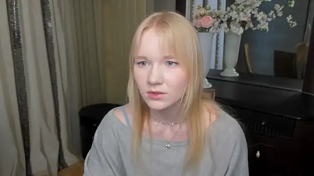 KoriMurden online show from May 2, 2026, 7:35 am