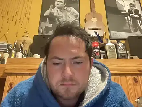 alecsgzz online show from June 4, 2026, 10:16 pm