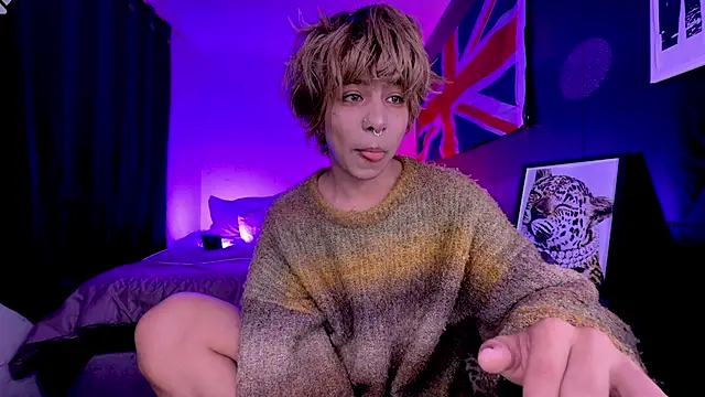 Aronn 44 online show from June 5, 2026, 11:49 am