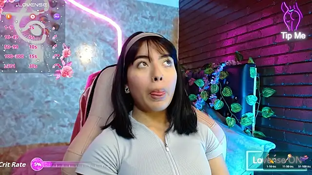 Snapshot of Abril_gap chatting on June 15, 2026, 2:19 pm Abril gap online show from June 15, 2026, 2:19 pm